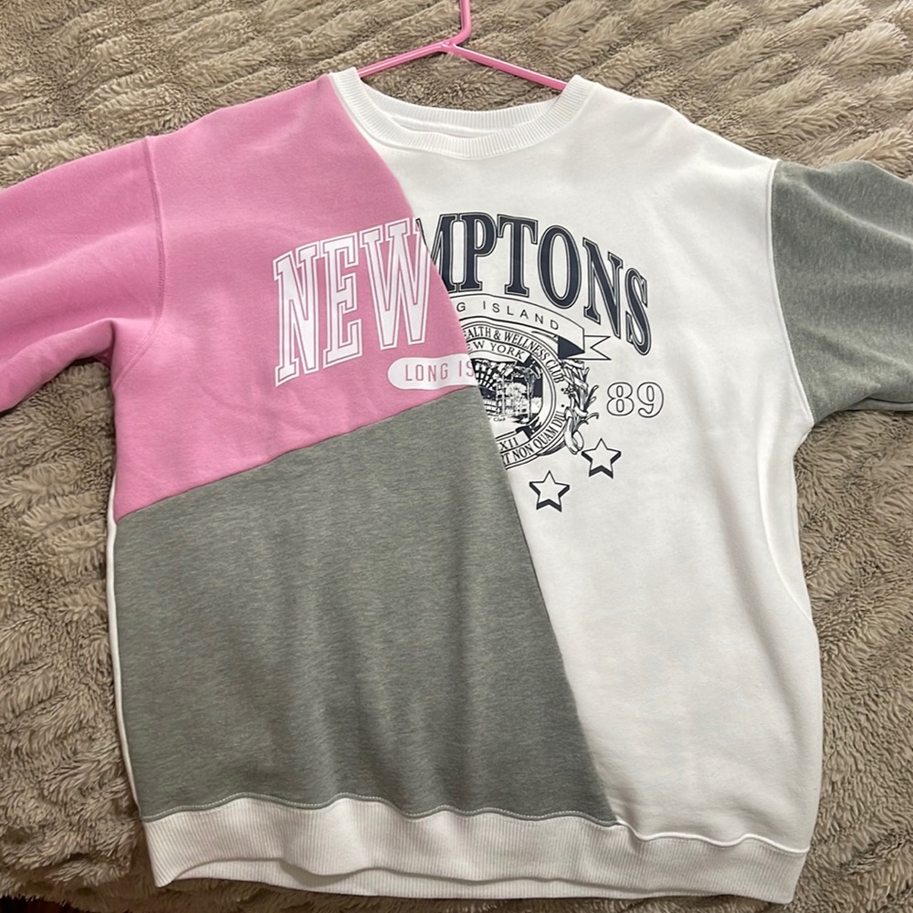 Hollister crewneck, size XS, mix of pink, white, grey, and navy blue.
